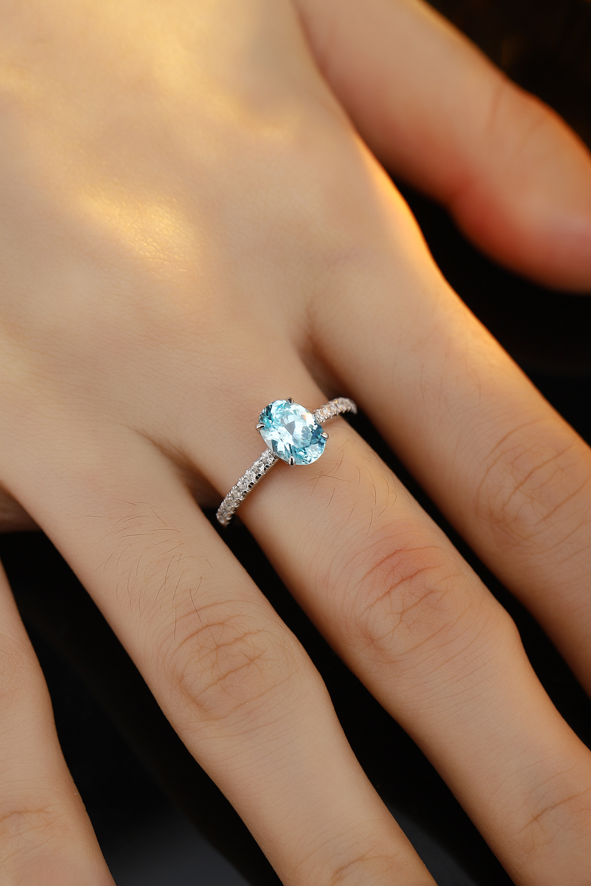 Do Wuzhou Moissanite Come With GRA Certificates?(Image2) 培育帕拉伊巴戒指.jpg