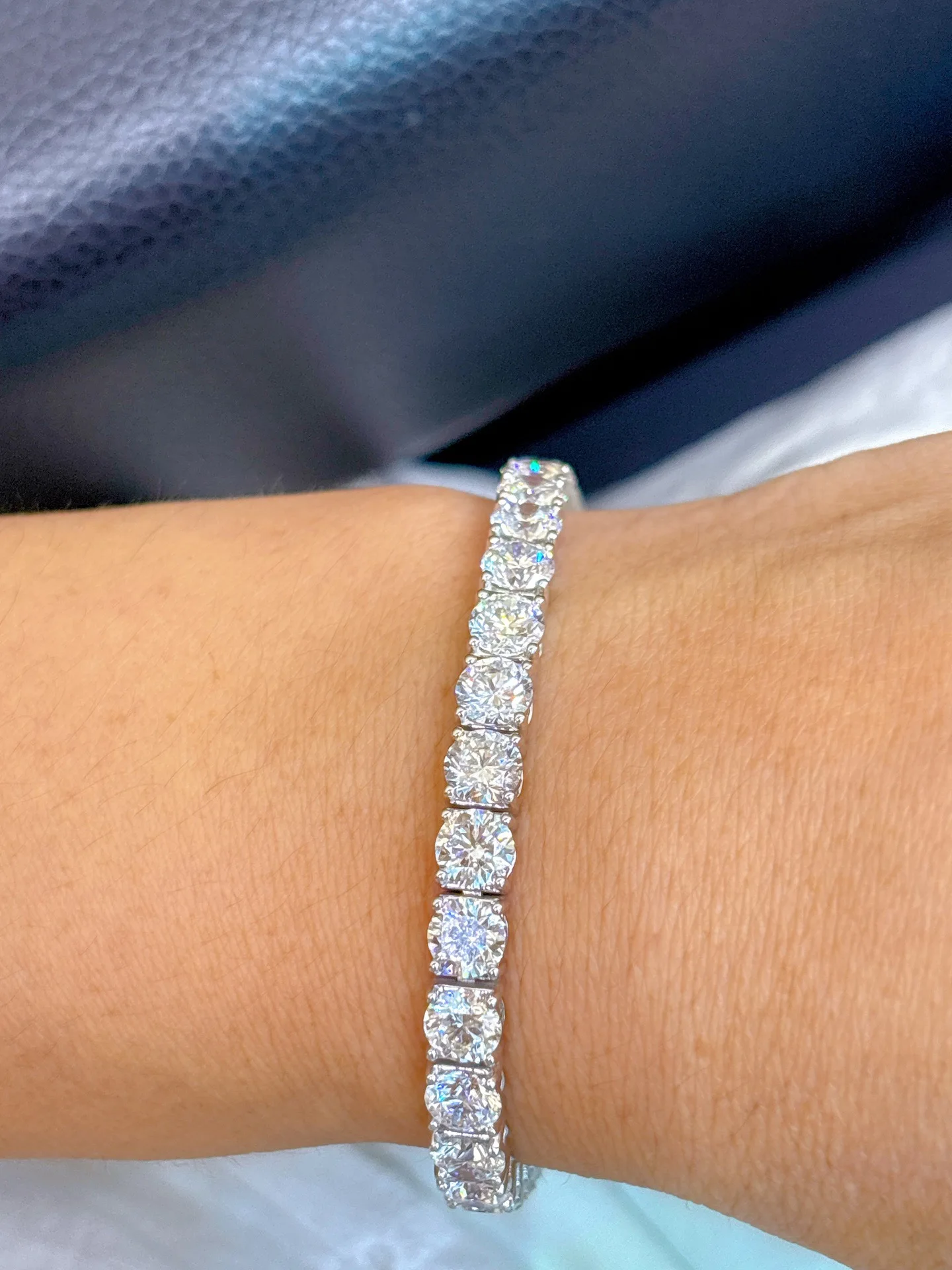 Tennis Bracelet Au750 Round Lab Grown Diamonds Bangles For Women 18k Real Gold Wedding Party Tennis Bracelets Unisex - Buy Product on Alibaba.com(图4) Tennis Bracelet Au750 Round Lab Grown Diamonds Bangles For Women 18k Real Gold Wedding Party Tennis Bracelets Unisex - Buy Product on Alibaba.com