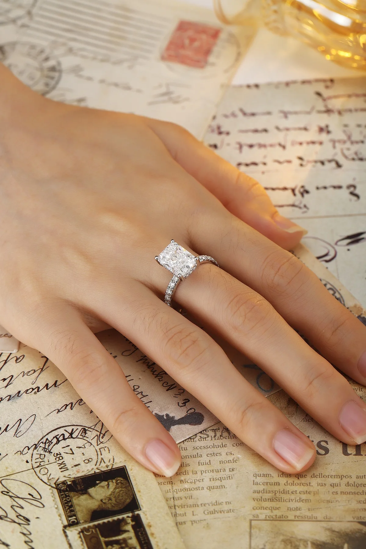 Anster Custom Lab Diamond Jewelry 18k Gold Jewelry Engagement Rings For Women Emerald Cut Laboratory Diamond Ring - Buy  Product on Alibaba.com