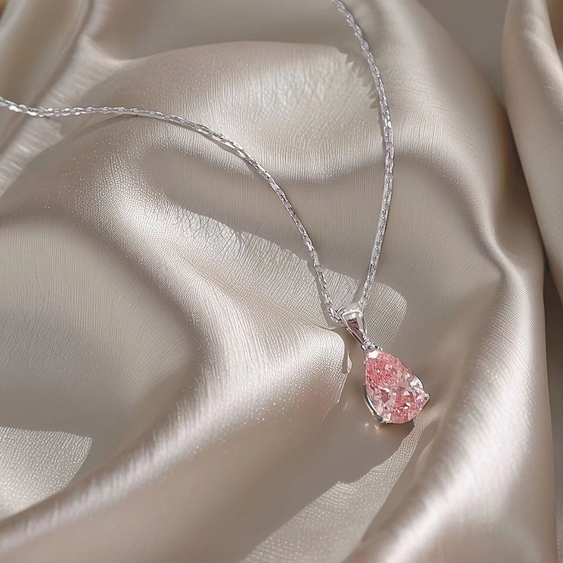 Custom 18K White Gold 1C