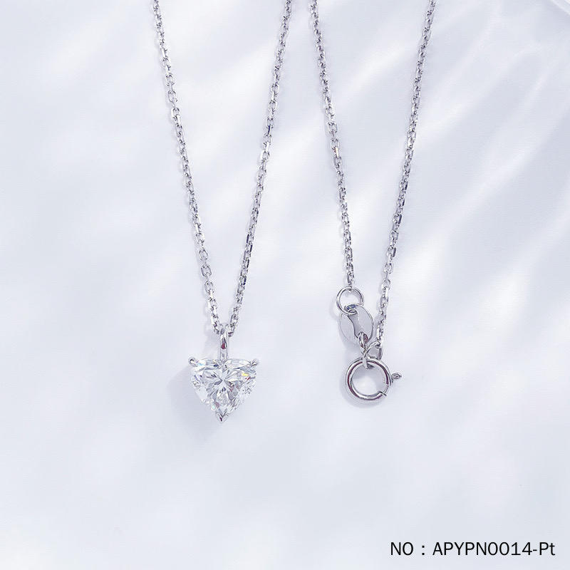 1CT Heart Cut Lab Grown 